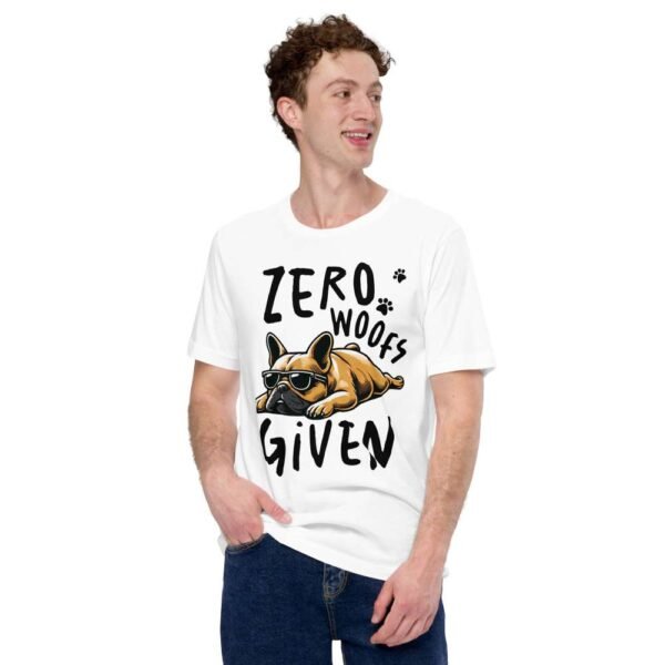 Man wearing zero woofs t-shirt with tired dog and funny quote